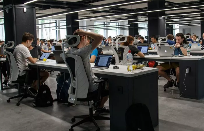 Bossware: i dati dei lavoratori finiscono a Google, Meta e Microsoft