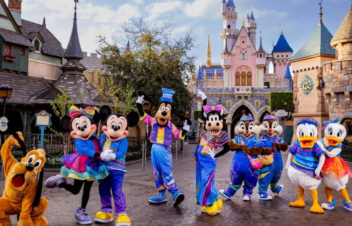 Disney nei guai legali per il riconoscimento facciale nei parchi a tema