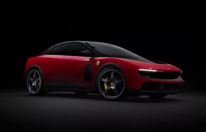 Ferrari Luce, la prima elettrica di Maranello che cambia le regole