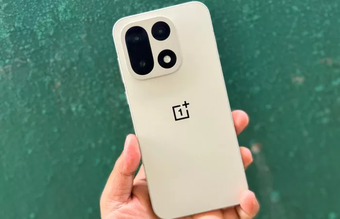 OnePlus 16 punta al top tra i flagship Android, ma la disponibilità resta incerta
