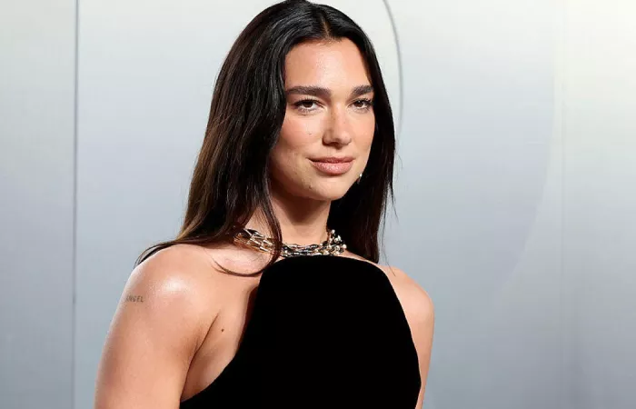 Samsung accusata da Dua Lipa: immagine usata senza consenso sulle confezioni TV