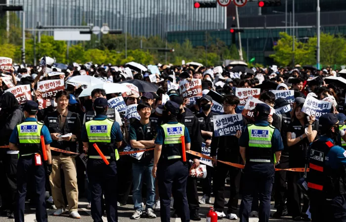Samsung ottiene un'ingiunzione contro lo sciopero: trattative riprendono