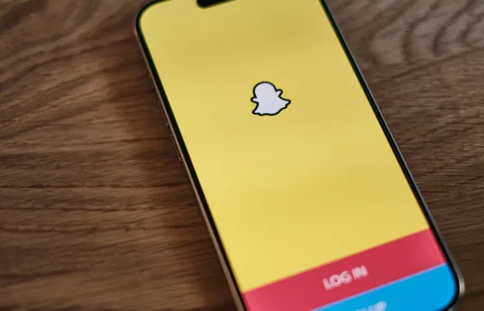 Snapchat cancella l’integrazione dell’AI di Perplexity