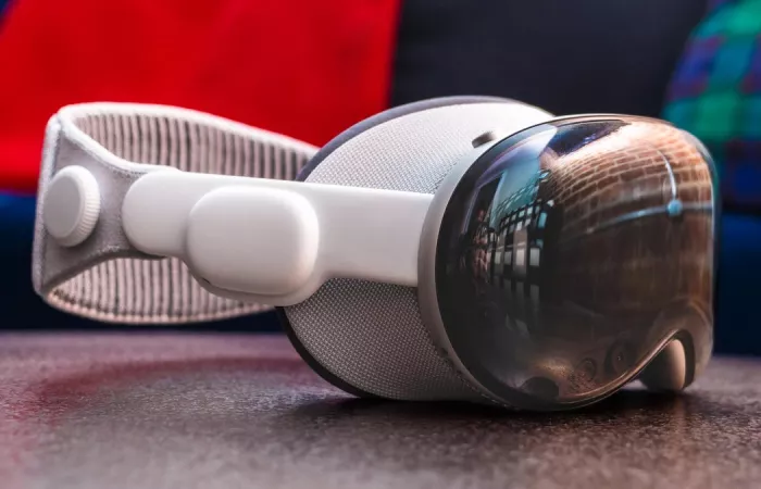 Apple Vision Pro: rilancio possibile grazie a VisionOS e AI