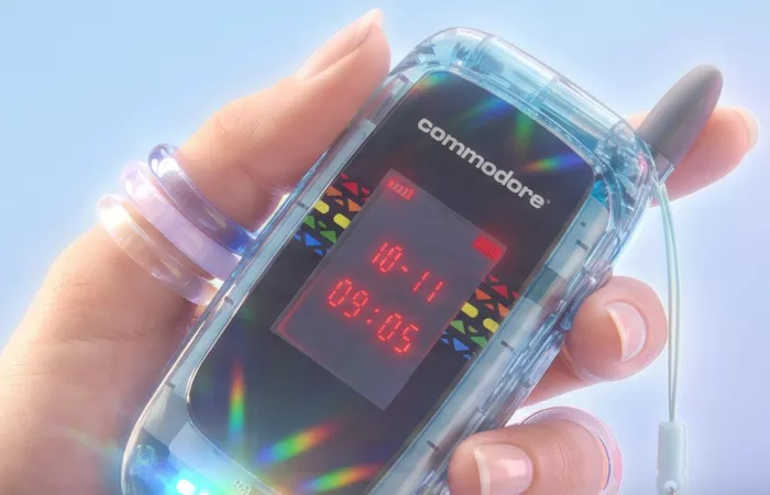Commodore presenta Callback 8020: flip phone Linux senza social né browser