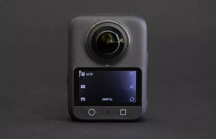 DJI Osmo 360: prestazioni di punta, ma con alcune limitazioni