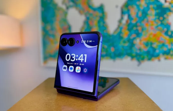 Motorola Razr Ultra 2026: evoluzione tecnica ma prezzo troppo elevato