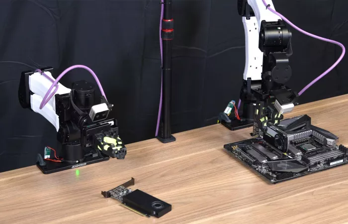 Nvidia presenta robot AI che imparano da soli a installare GPU