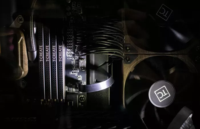 TeamGroup presenta SSD esterno con funzione di autodistruzione wireless