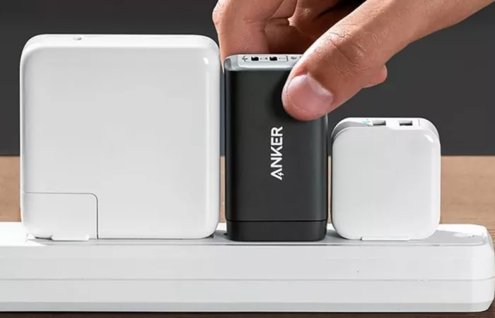 GaN charger: più potenza e meno ingombro per studenti hi-tech