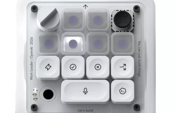 OpenAI presenta Codex Micro, la sua prima periferica hardware