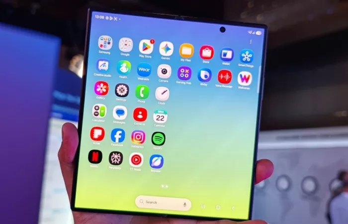 Samsung Galaxy Z Fold 8 Ultra: evoluzione silenziosa nella tecnologia foldable
