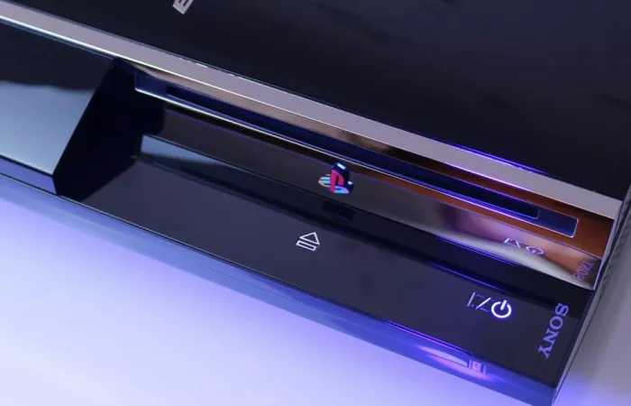 Sony chiude gli store digitali di PS3 e PS Vita nel 2027