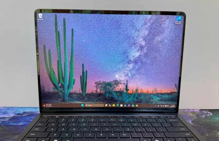 Surface Laptop for Business 8th Gen: privacy avanzata, ma il prezzo pesa