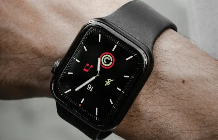 Apple valuta un Apple Watch circolare: design rivoluzionario o rischio per l’usabilità?