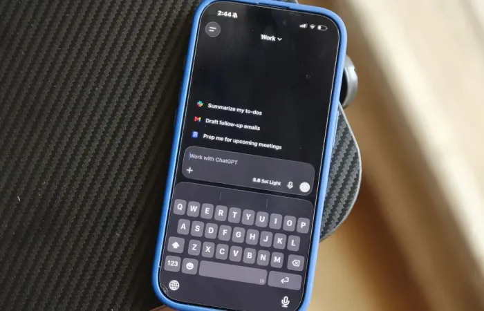ChatGPT su iPhone: foto recenti ora accessibili con una pressione prolungata