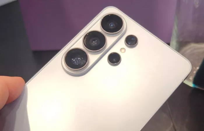 Galaxy S27 Ultra, aumentano i costi: atteso rialzo dei prezzi
