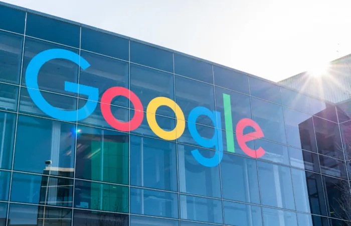 Google, da modello etico a gigante controverso: il racconto di un insider