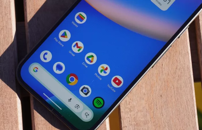 Google testa una nuova interfaccia per la ricerca vocale su Android