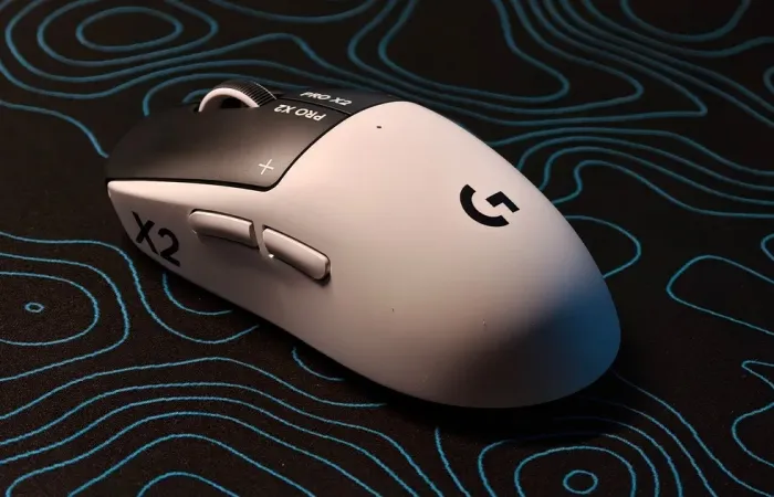Logitech PRO X2 SUPERSTRIKE: il click del futuro con la tecnologia HITS