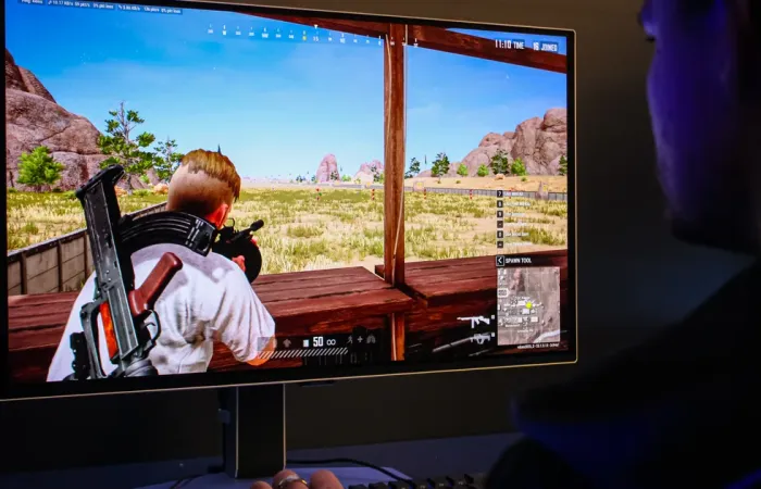 Samsung Odyssey G6: monitor gaming da 1.100Hz per eSport estremi