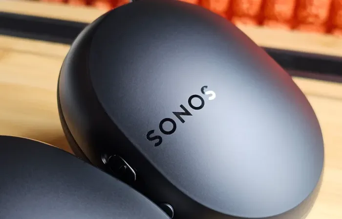 Sonos Ace Ultra: le nuove cuffie wireless puntano su AI e controlli vocali