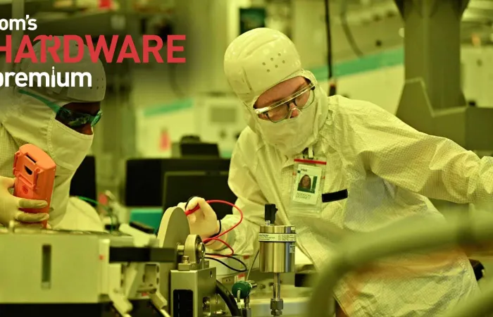 Intel brevetta chip con MicroLED integrati per future connessioni ottiche