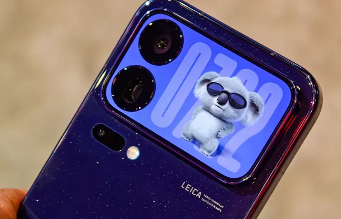 Xiaomi 18 Pro e Pro Max: flagship inediti con doppio display e batterie record