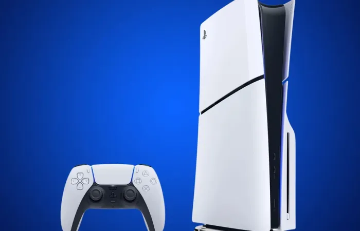 Sony aggiorna la PS5 Slim: migliore raffreddamento e batteria sostituibile